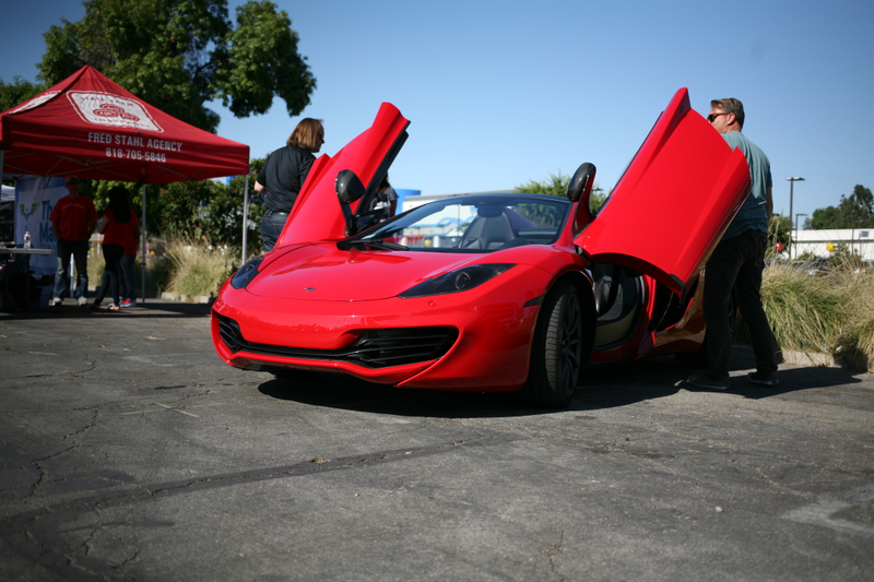 Illustration for article titled Supercar Sunday. Here are pictures.